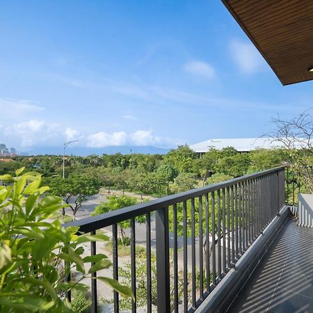 The Sense Apartment - Modern, Near My An Beach Da Nang Exterior photo